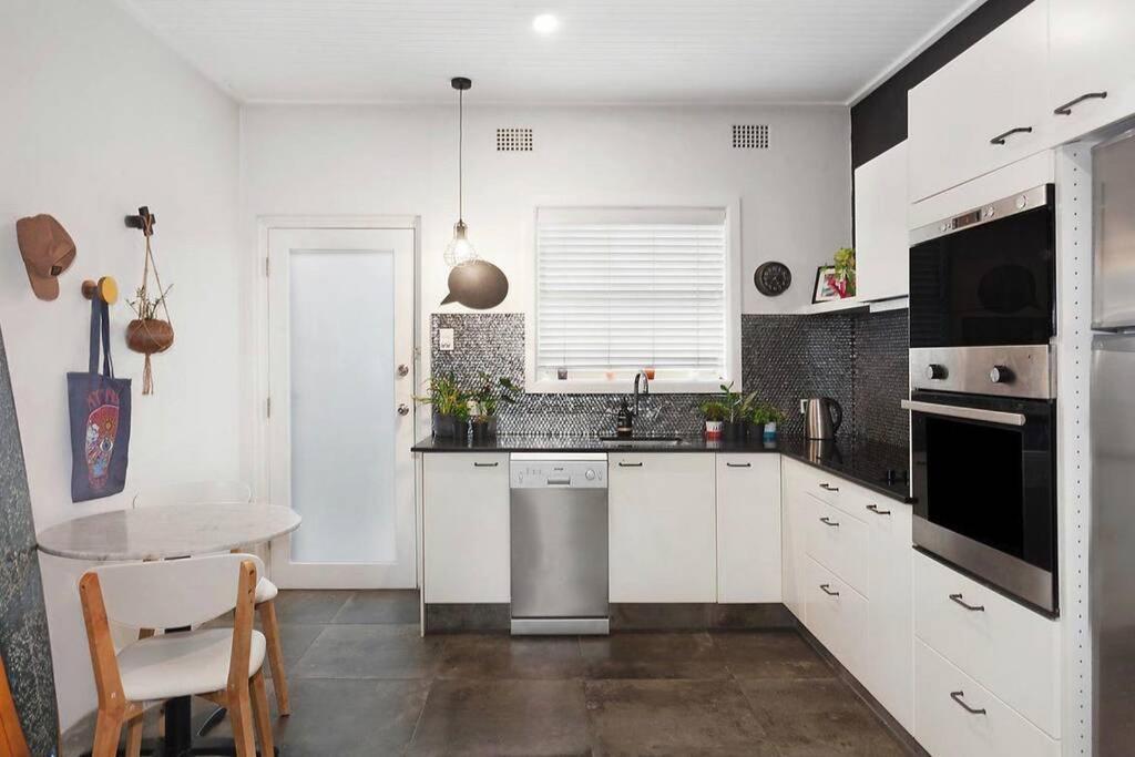 Absolute Beachfront Surf Unit In Terrigal/Wambi Wamberal Zewnętrze zdjęcie